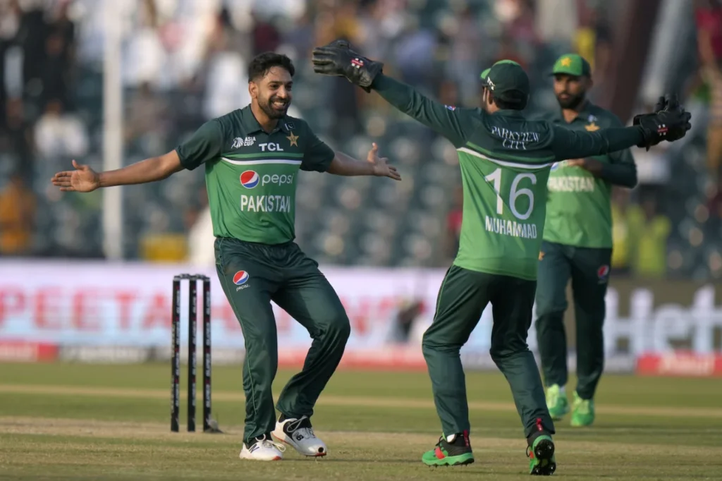 Asia Cup: Twitter Erupts as Haris’ Epic Slow-Mo Throw Stuns All!
